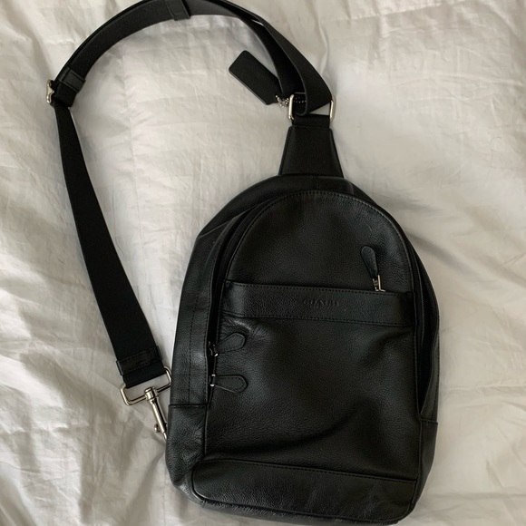 Men’s Coach Shoulder Bag - Picture 1 of 4